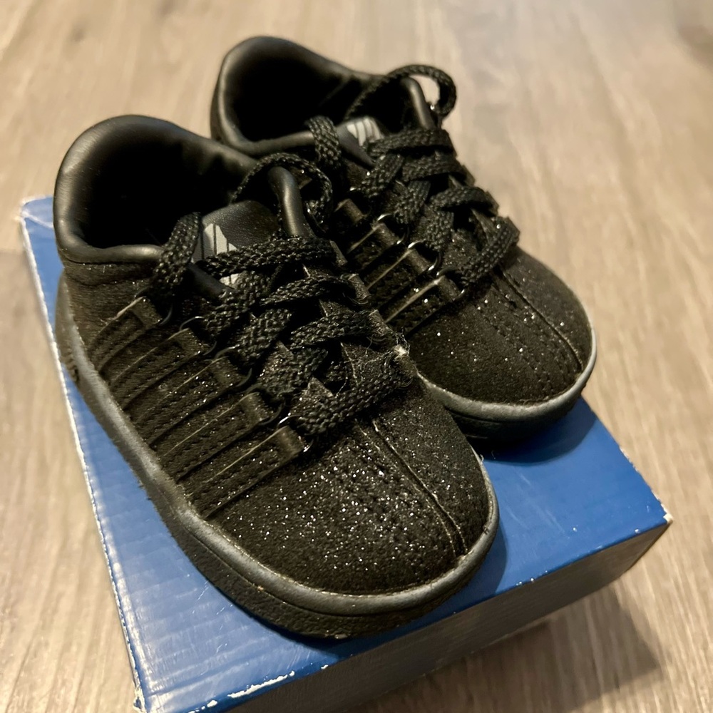 K-Swiss Kids Classic VN Black Sparkle Sneakers
